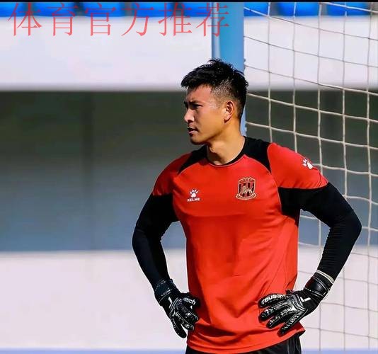 新赛季、新主帅、新队长、新面貌 新赛季、新主帅、新队长、新面貌